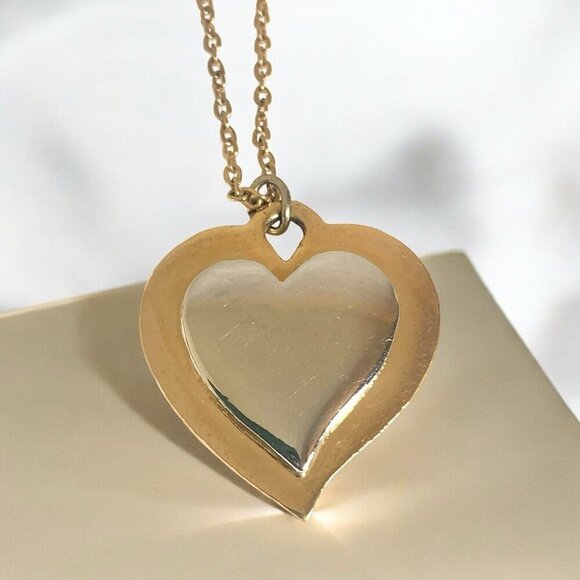 Vintage Artistry Heart Two Tone Pendant Signed - Picture 3 of 5